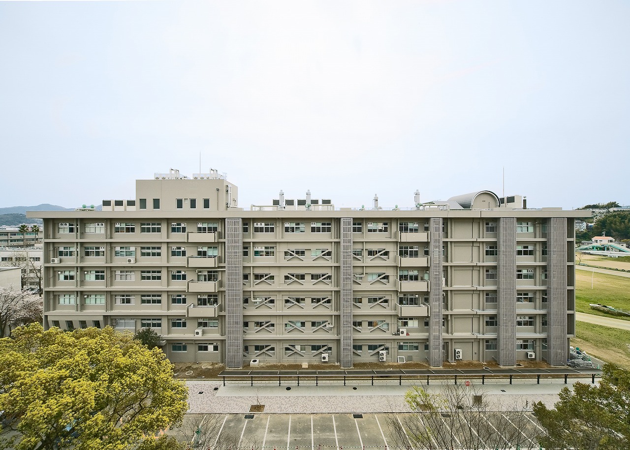 高知大学　朝倉キャンパス 　理学部2号館（改修工事）(高知県)