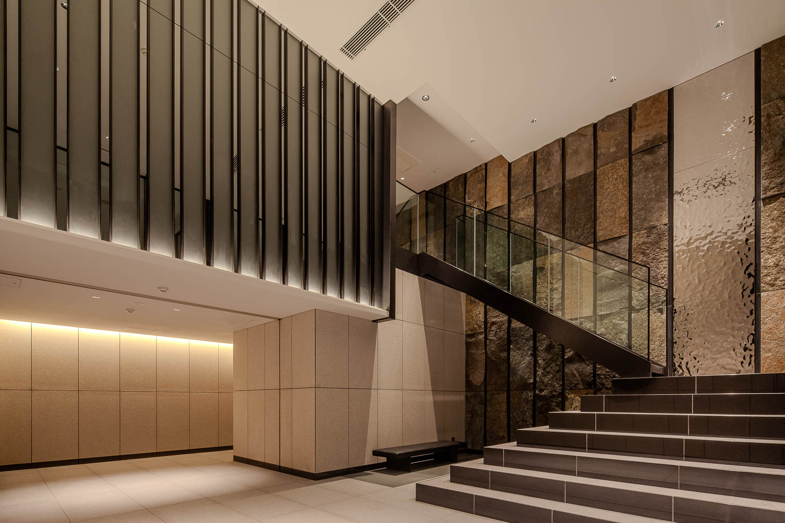 ザ・ライオンズ横川新築工事（広島県）