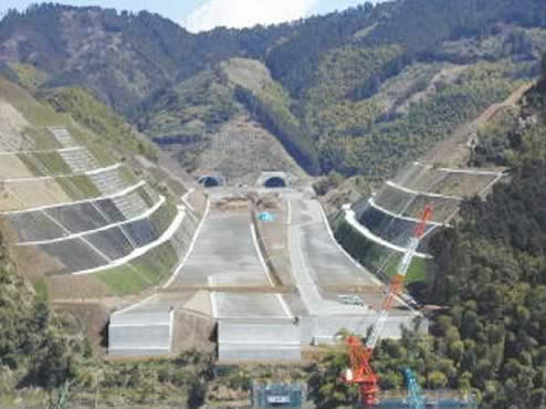 第二東名高速道路 梅島工事（静岡県）の写真