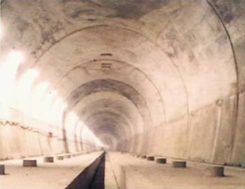 上越新幹線 榛名トンネル（群馬県）の写真
