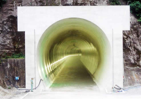 小谷川（河川）トンネル（島根県）の写真