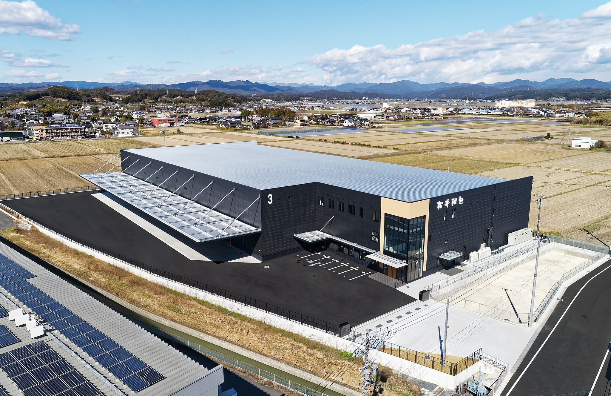 松井梱包本社新倉庫棟（静岡県）の写真