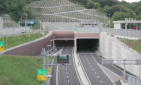 神戸市道高速道路2号線 白川トンネル（兵庫県）の写真