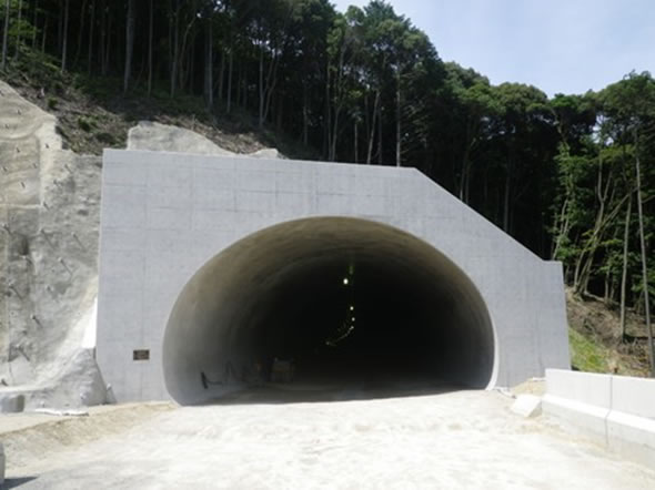 平井寺トンネル有料道路