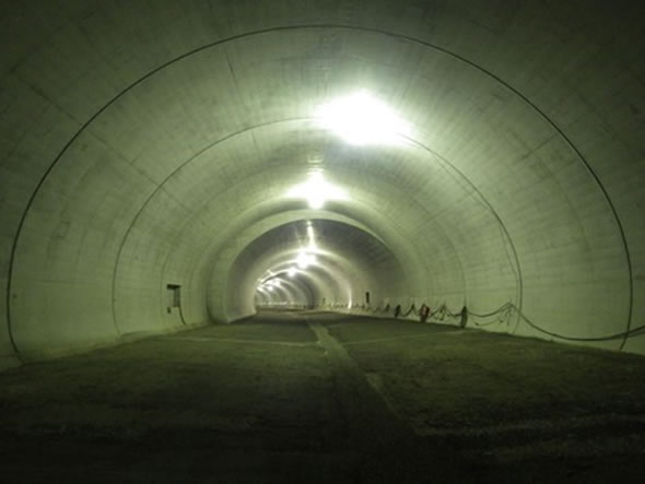 長門俵山道路大寧寺第３トンネル南工事（山口県）の写真