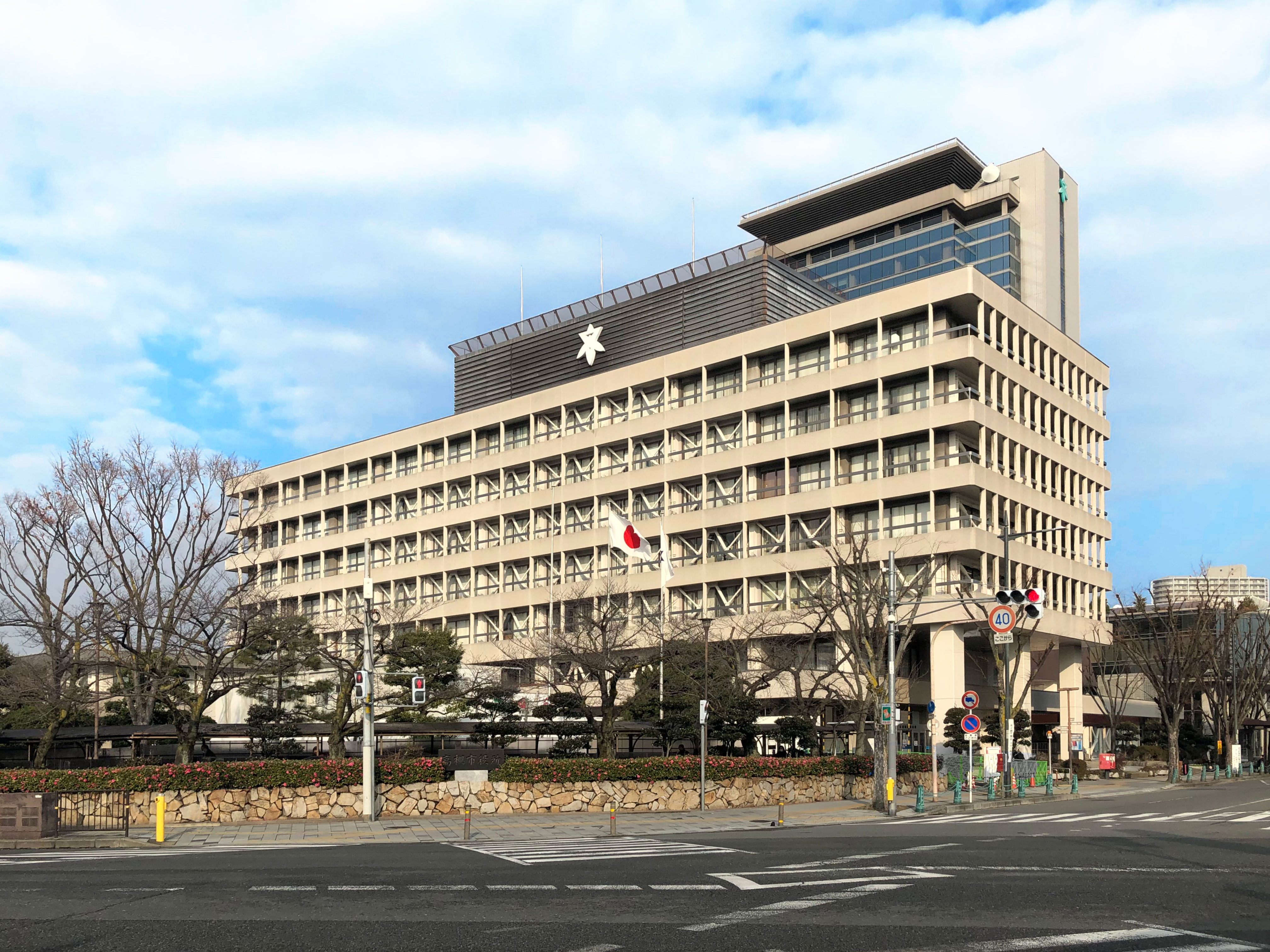 高槻市役所（大阪府）の写真