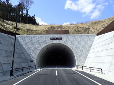一般国道１０７号線（仮称）梁川トンネル築造工事（山口県）の写真