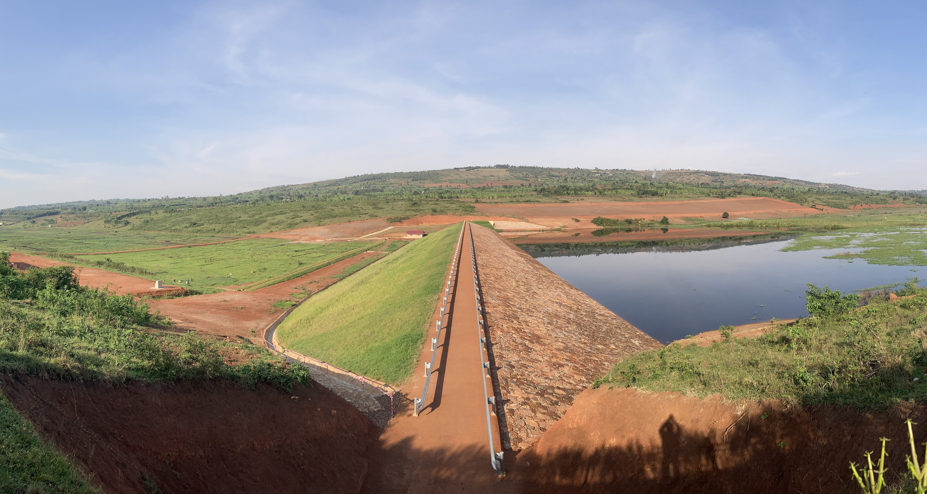 ルワマガナ郡灌漑施設改修計画画像